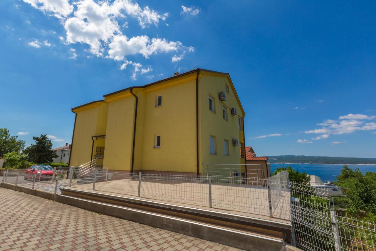 Apartment Iva-bono 3 *